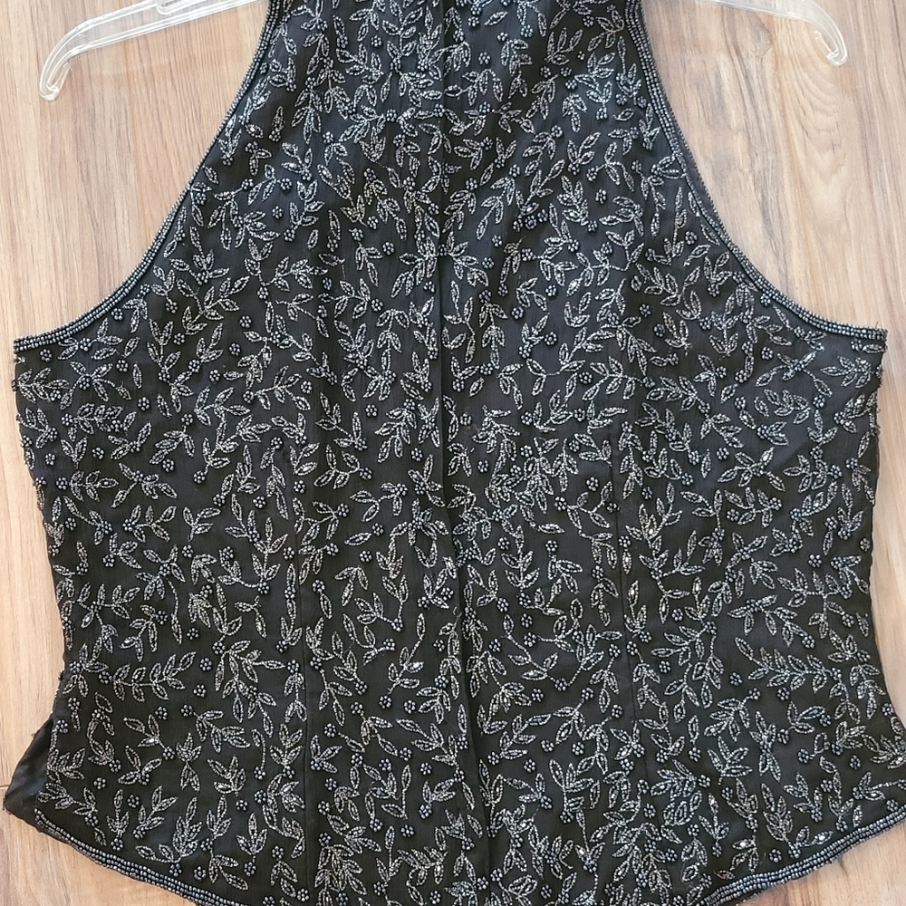 Halter top - Picture 2 of 2
